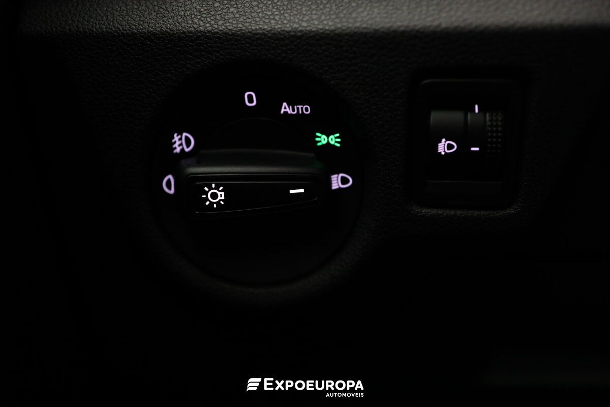 skoda-scala-2022-gasolina-999cc