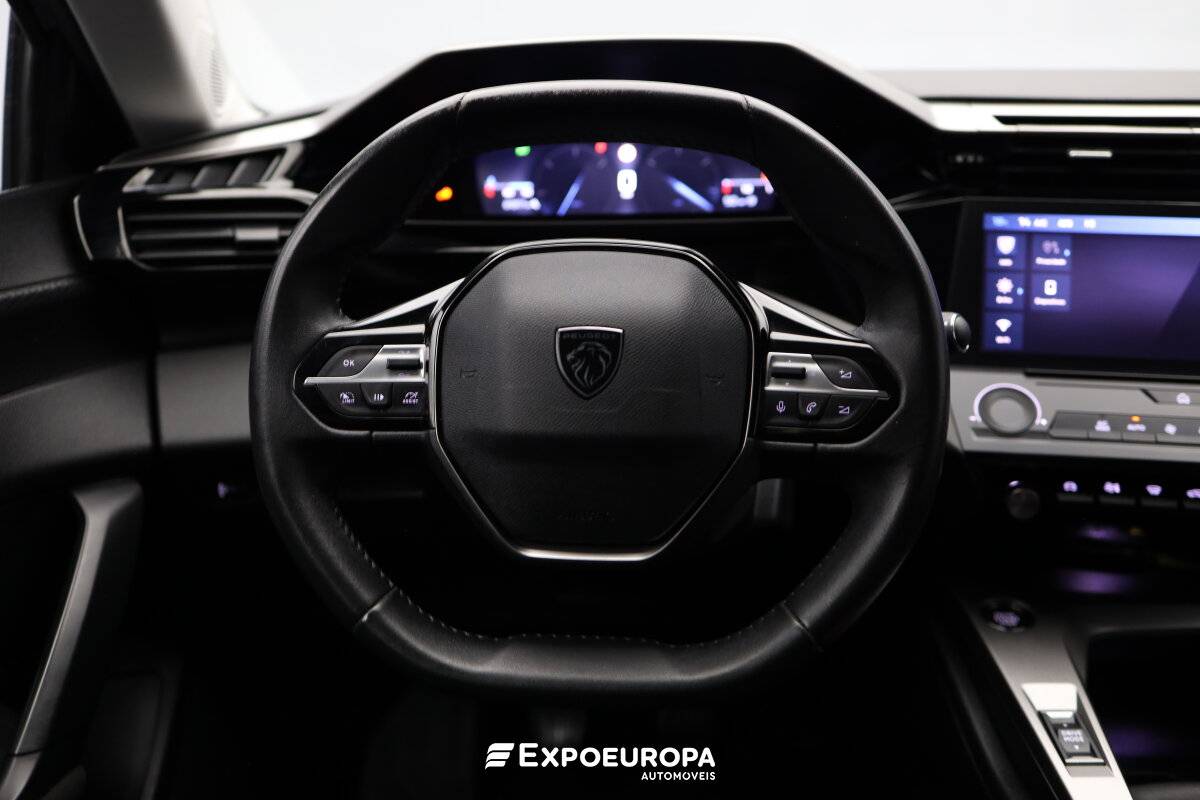 peugeot-308-2023-gasolina-1199cc