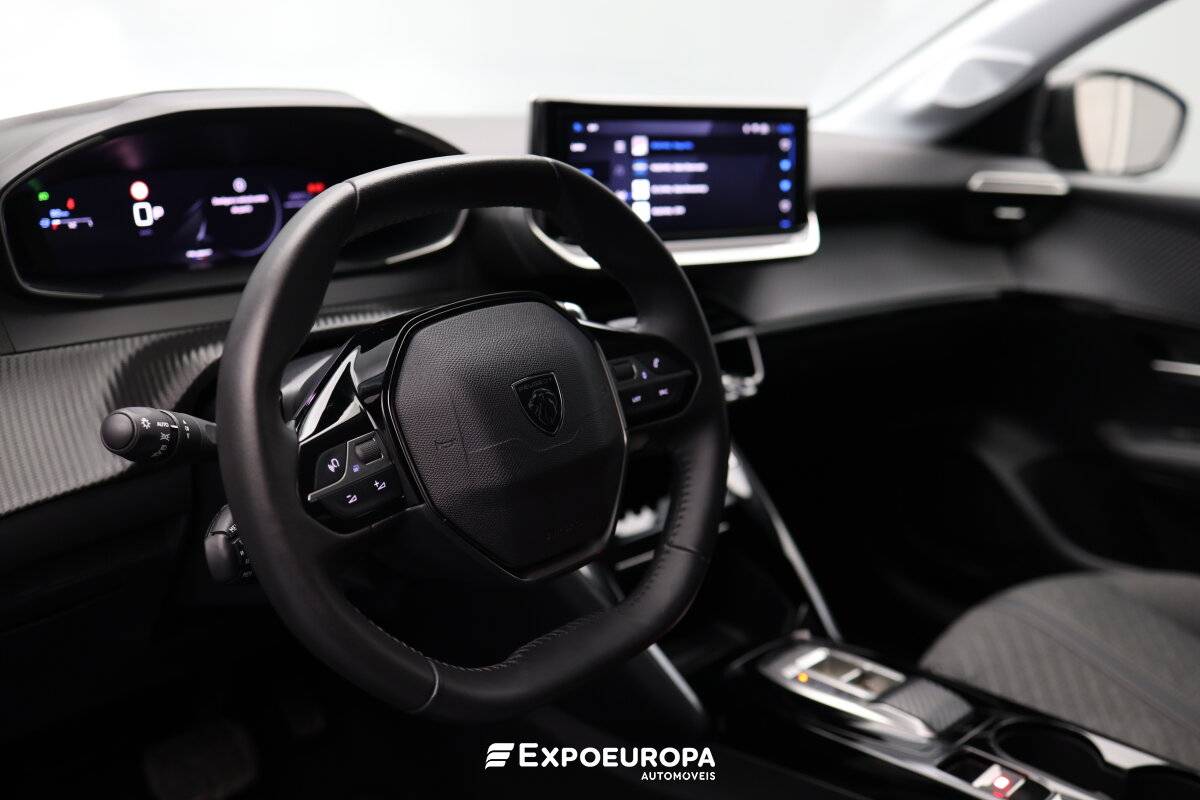 peugeot-208-2025-hibrido-a-gasolina-1199cc