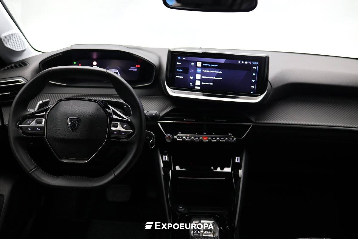 peugeot-208-2025-hibrido-a-gasolina-1199cc