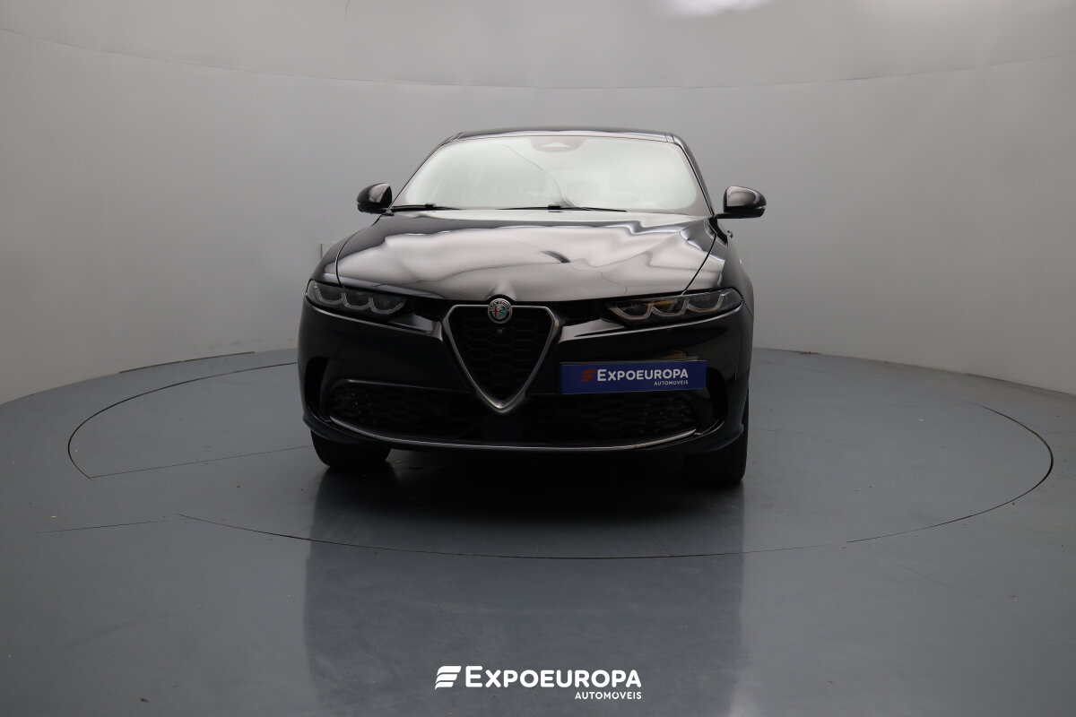 alfa-romeo-146-2023-hibrido-a-gasolina-1332cc