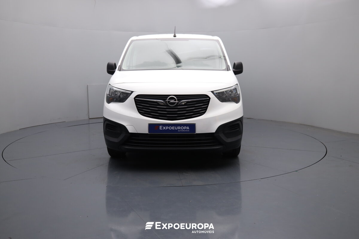 opel-combo-2022-diesel-1499cc