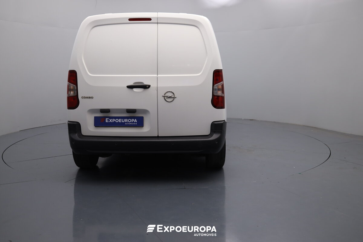 opel-combo-2022-diesel-1499cc