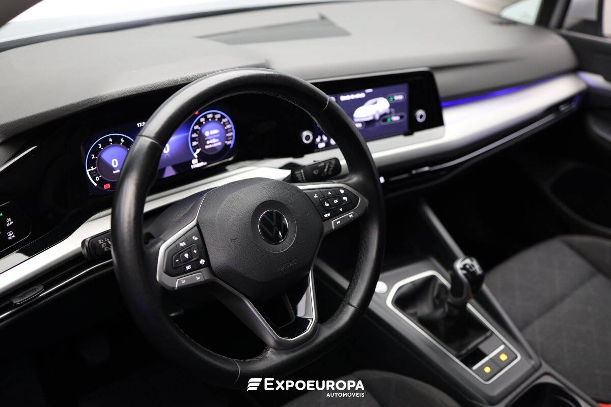 volkswagen-golf-2023-gasolina-999cc