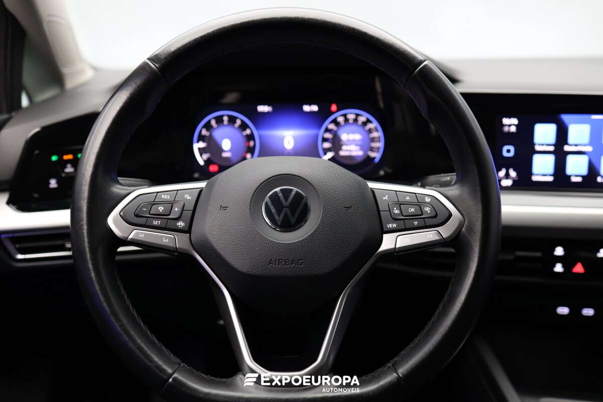 volkswagen-golf-2023-gasolina-999cc
