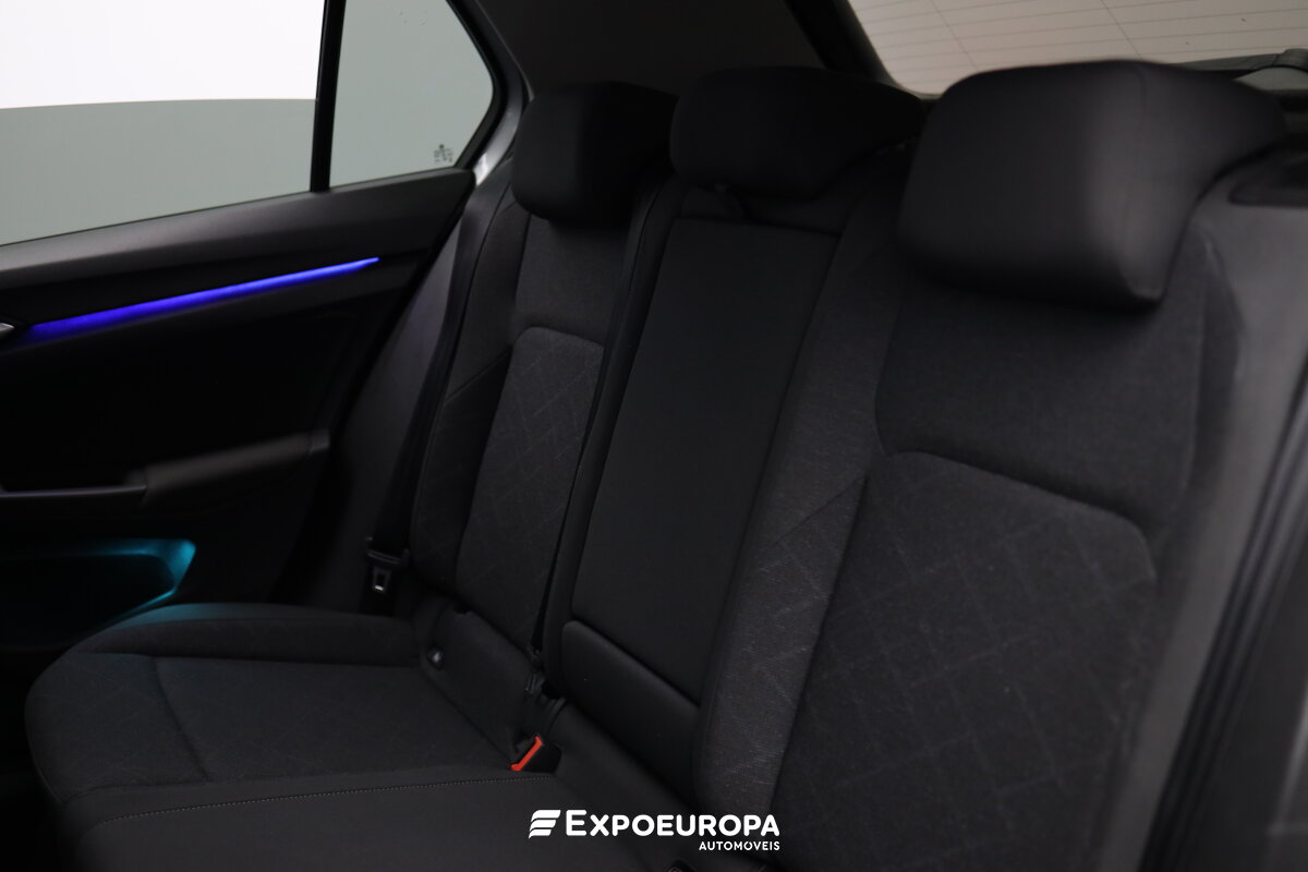 volkswagen-golf-2023-gasolina-999cc