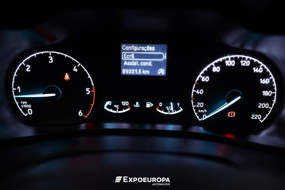 ford-transit-connect-2023-diesel-1499cc