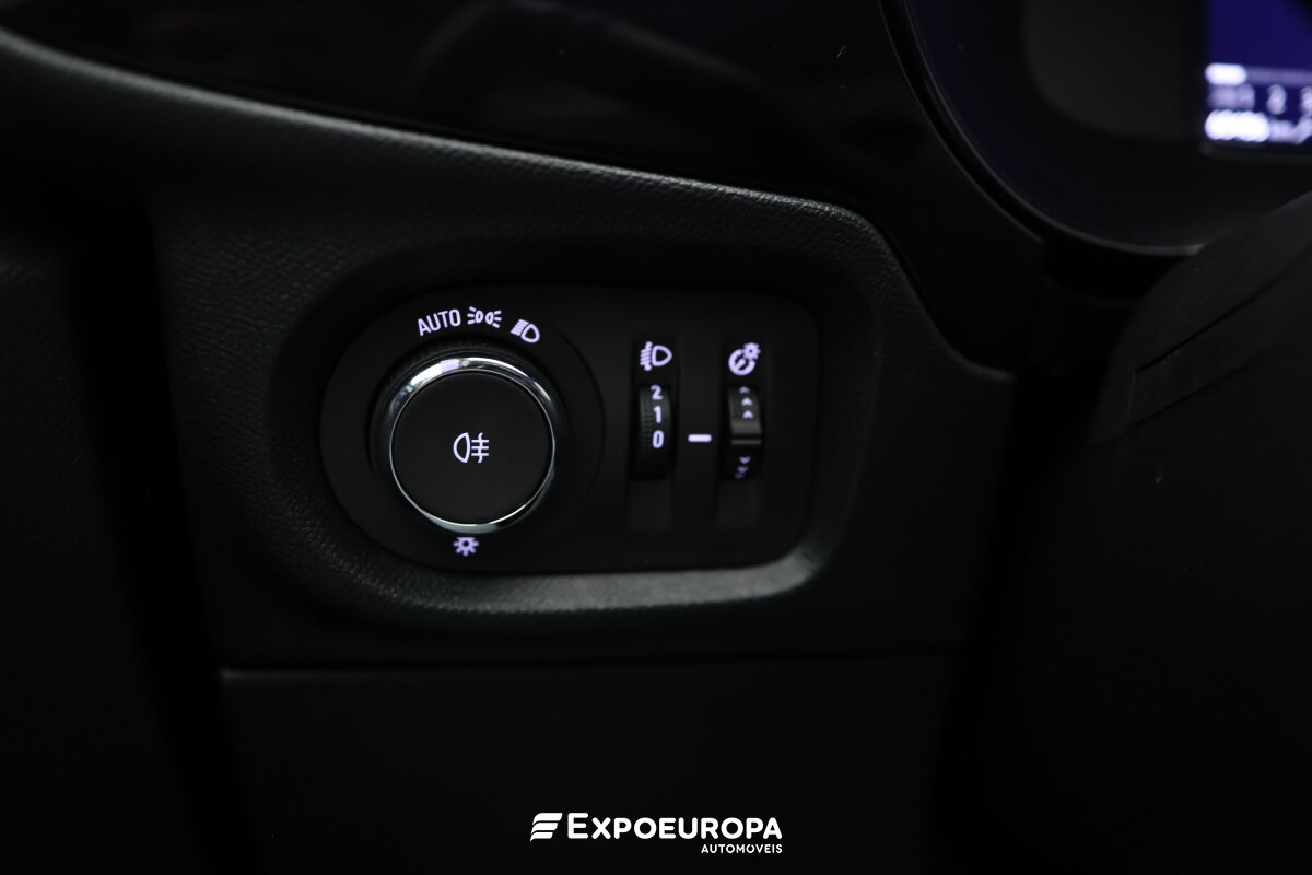 opel-corsa-2023-gasolina-1199cc