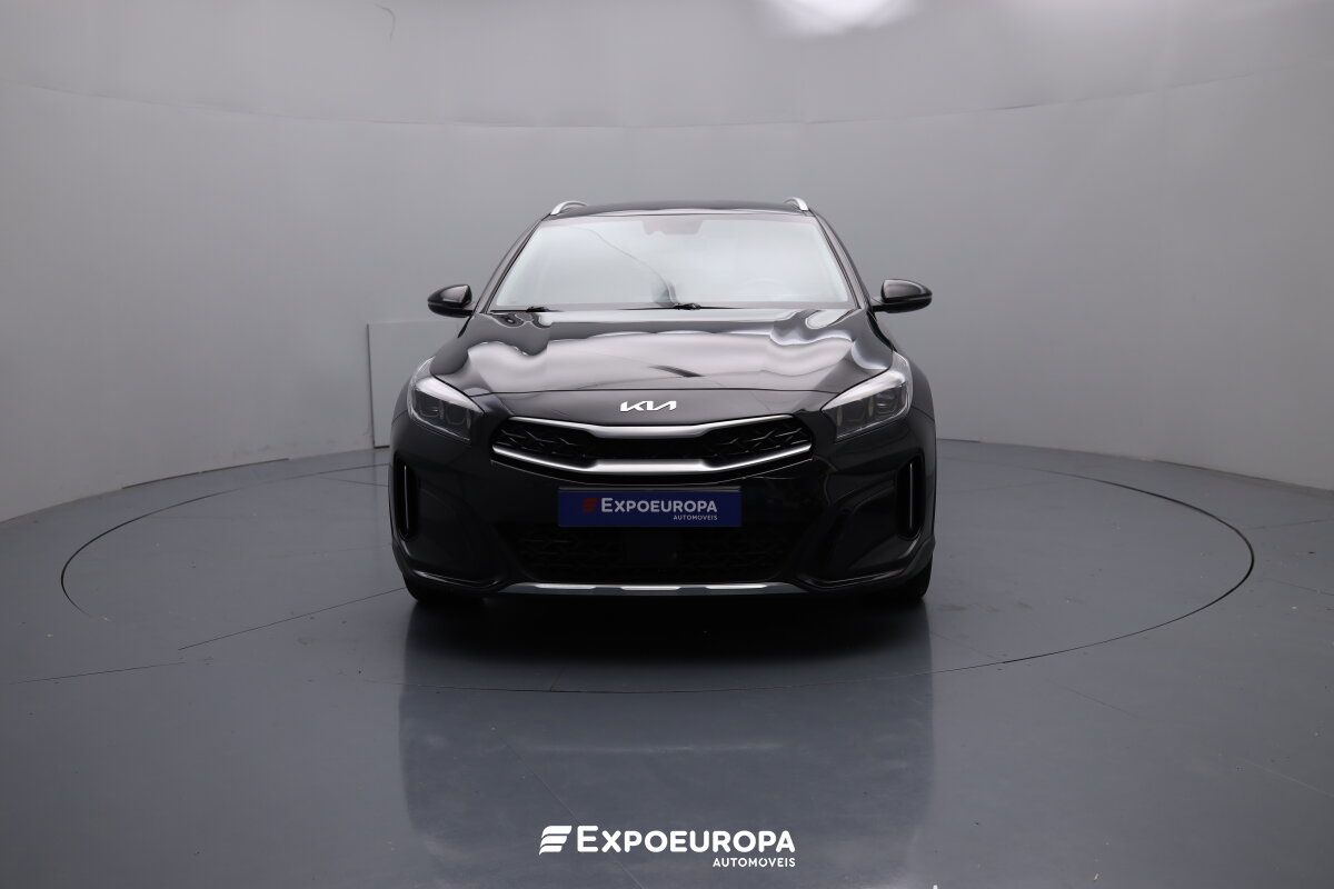 kia-xceed-2022-hibrido-a-gasolina-1580cc