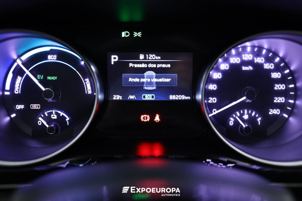 kia-xceed-2022-hibrido-a-gasolina-1580cc