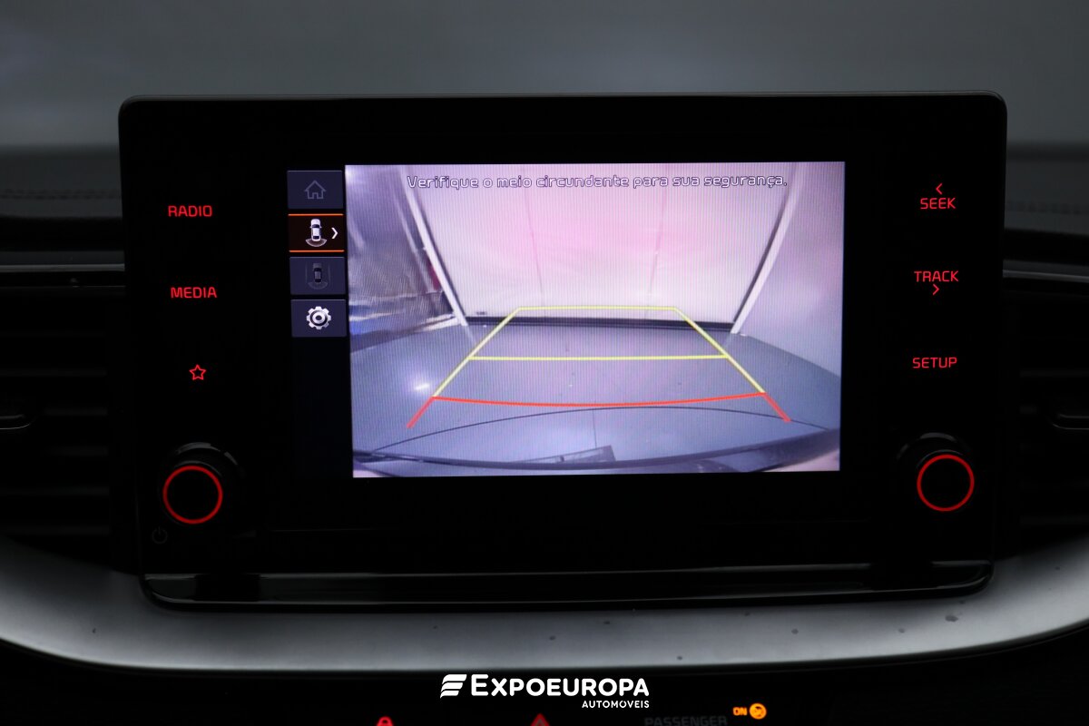 kia-xceed-2022-hibrido-a-gasolina-1580cc