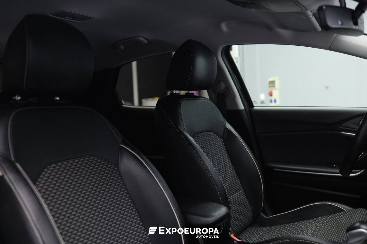 kia-xceed-2022-hibrido-a-gasolina-1580cc