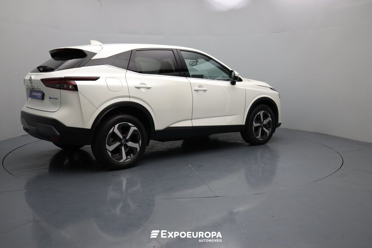 nissan-qashqai-2024-hibrido-a-gasolina-1497cc