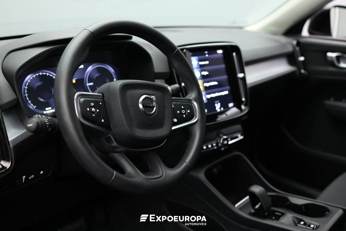 volvo-xc40-2021-hibrido-a-gasolina-1477cc