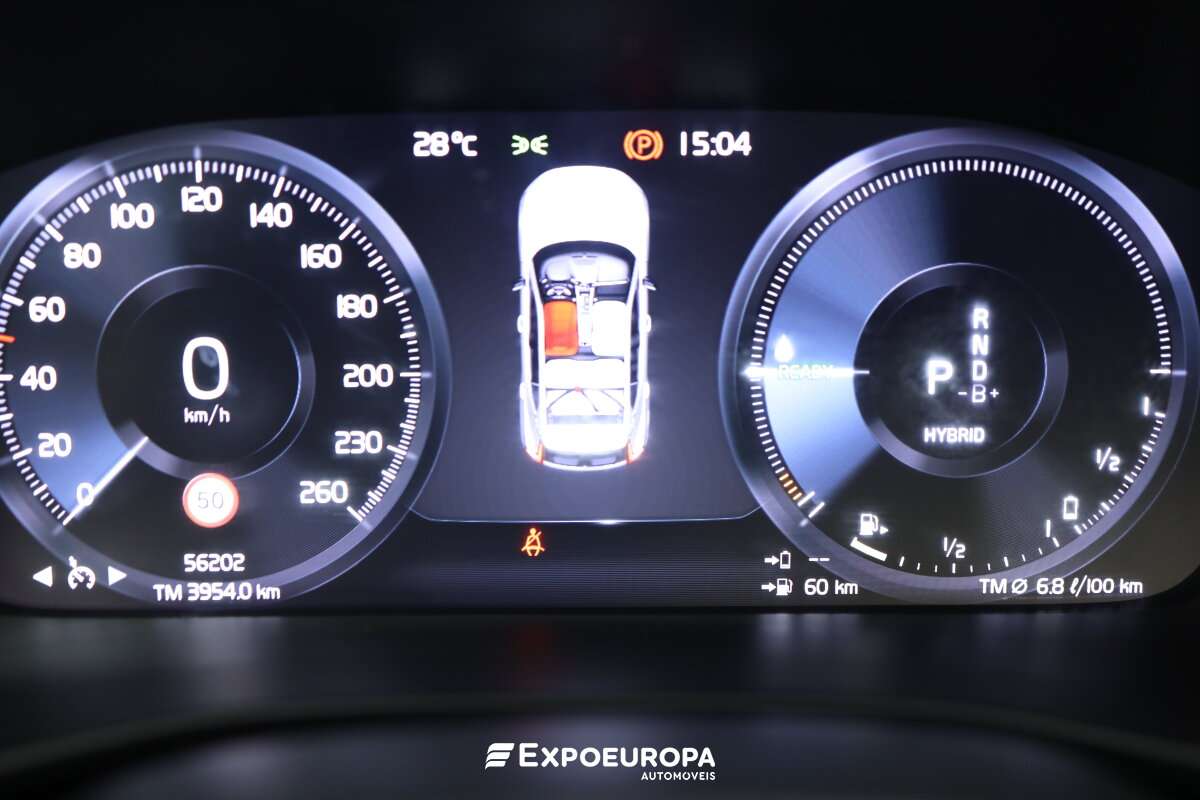 volvo-xc40-2021-hibrido-a-gasolina-1477cc