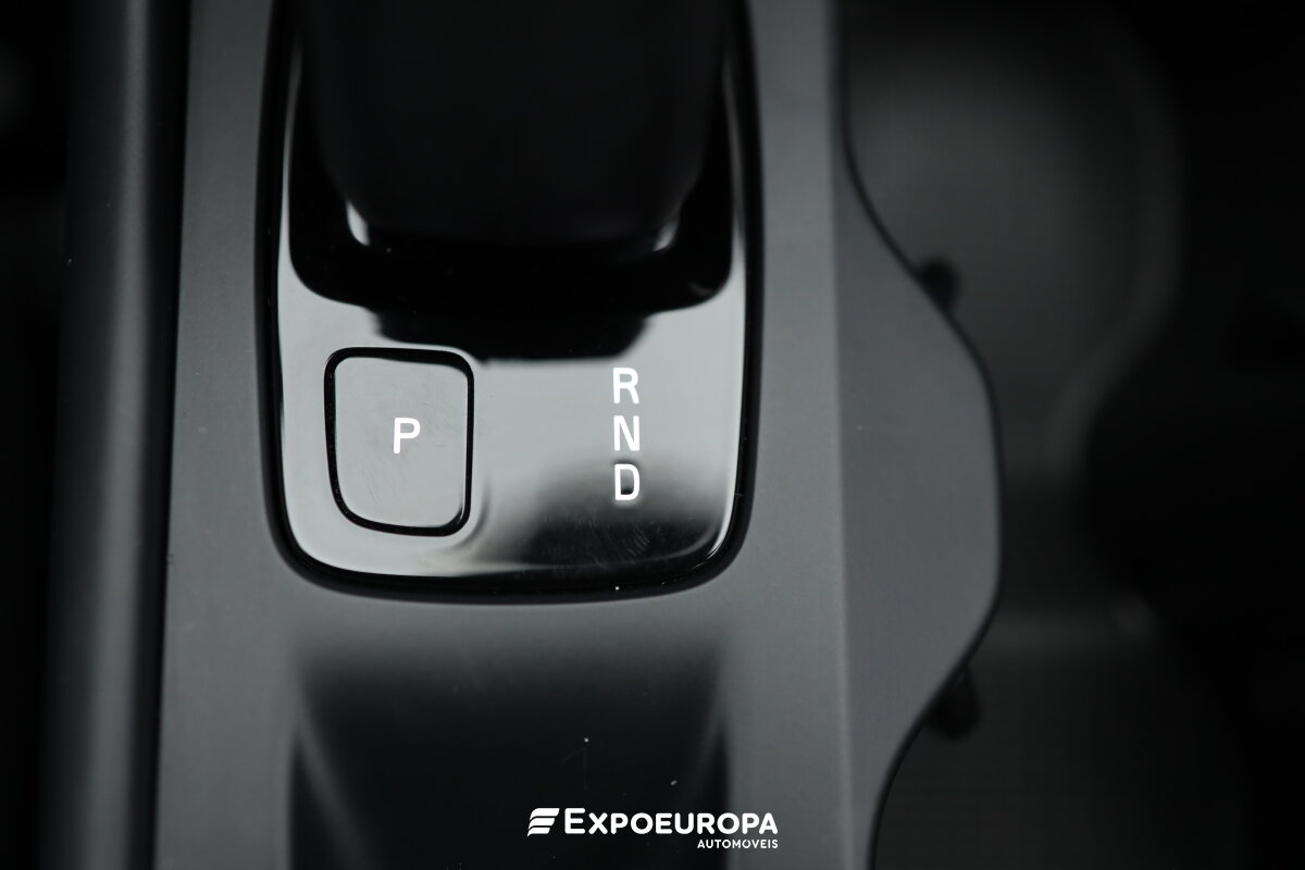 volvo-xc40-2021-hibrido-a-gasolina-1477cc