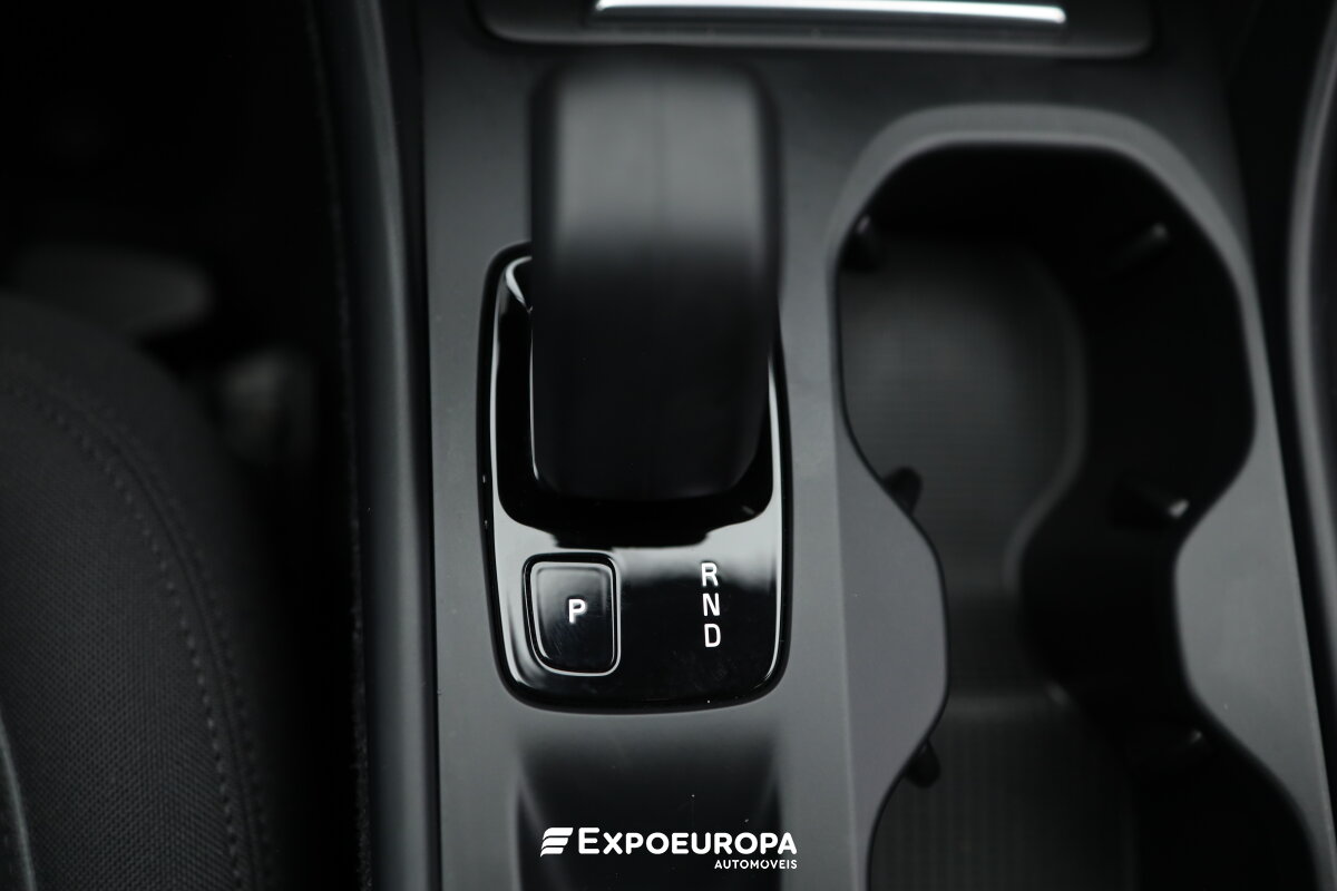 volvo-xc40-2021-hibrido-a-gasolina-1477cc