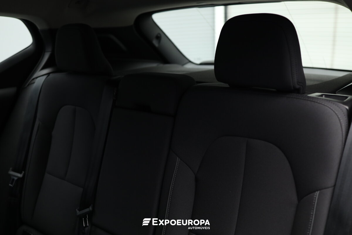 volvo-xc40-2021-hibrido-a-gasolina-1477cc