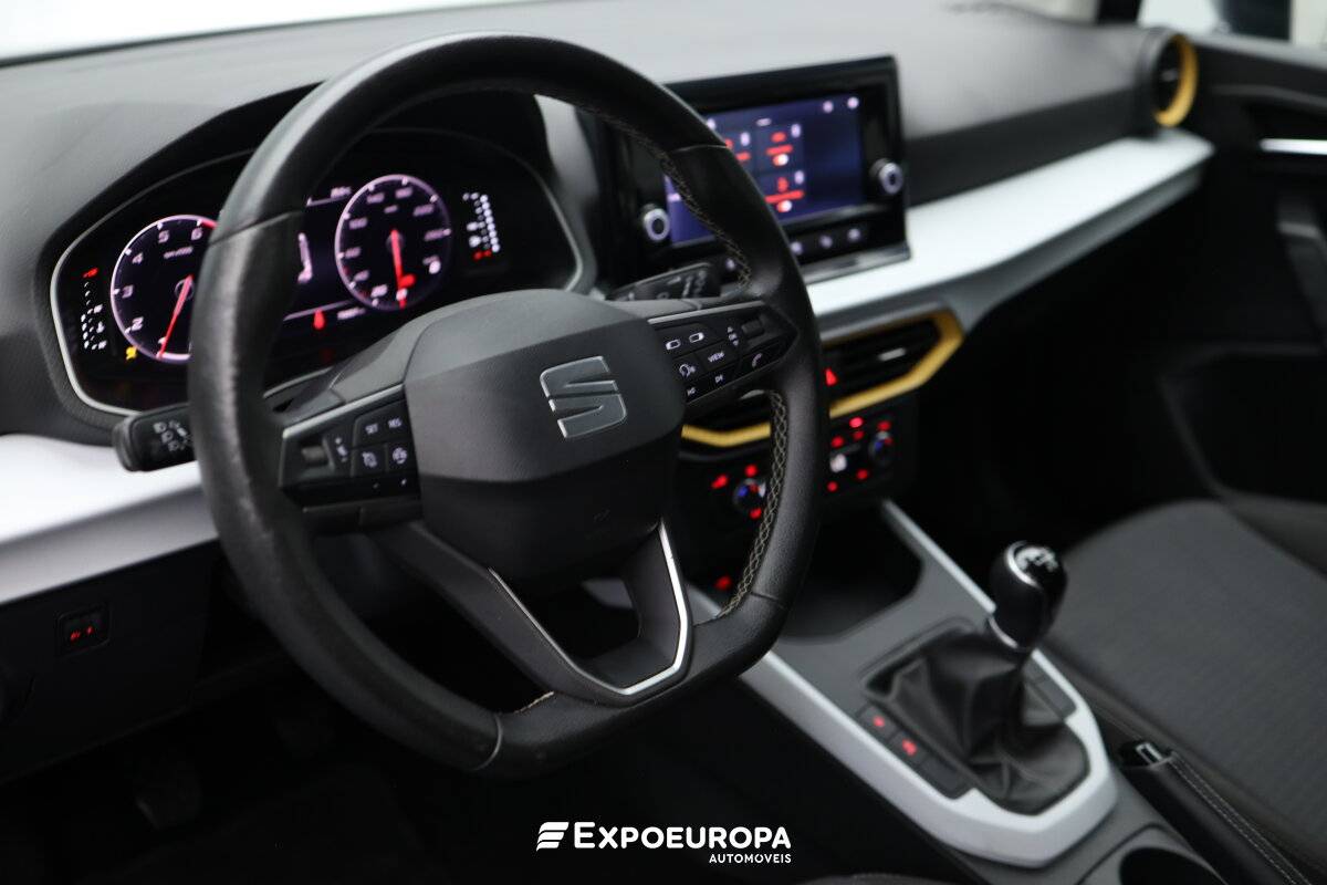 renault-captur-2023-gasolina-999cc