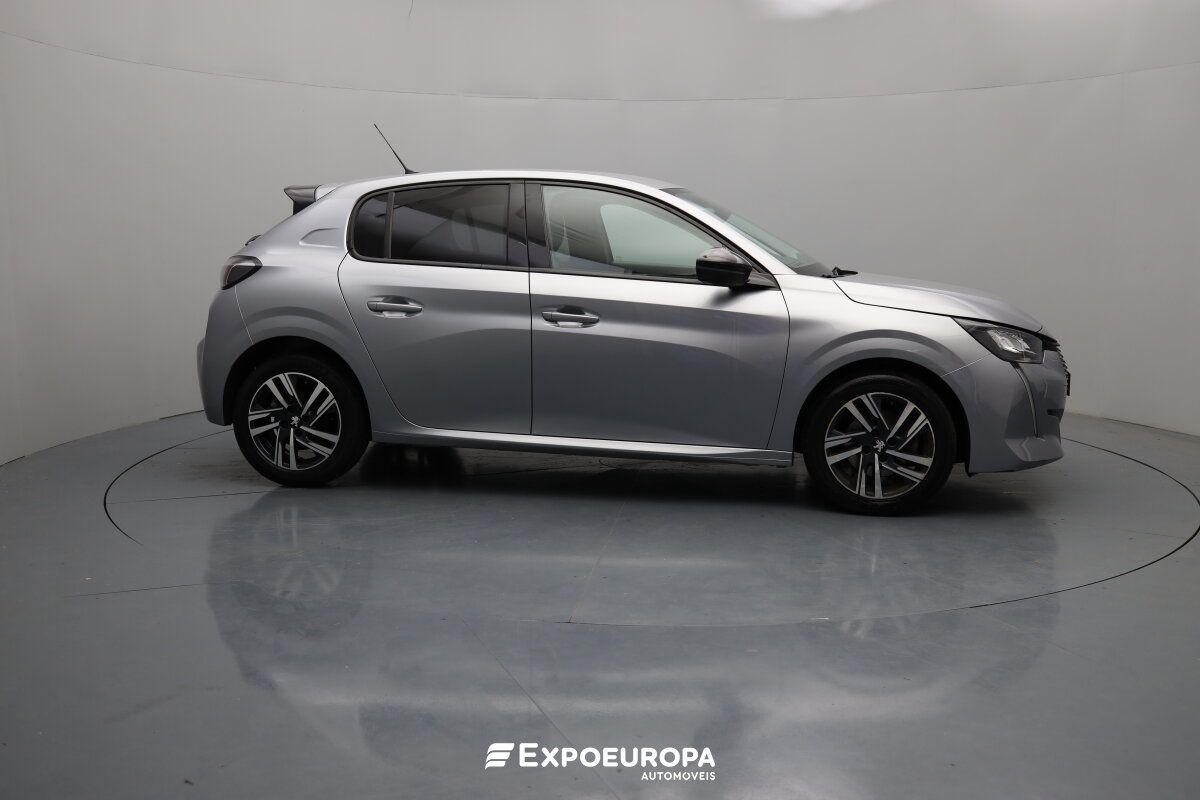 peugeot-208-2023-gasolina-1199cc