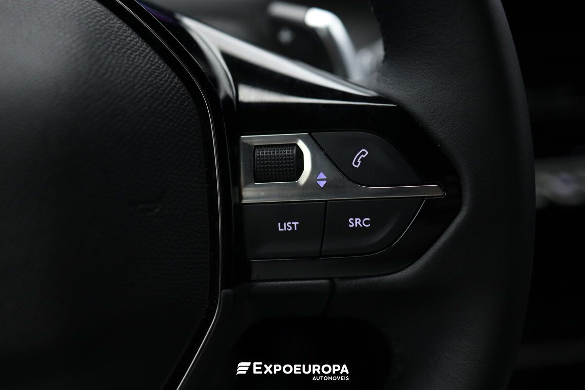 peugeot-2008-2024-gasolina-1199cc