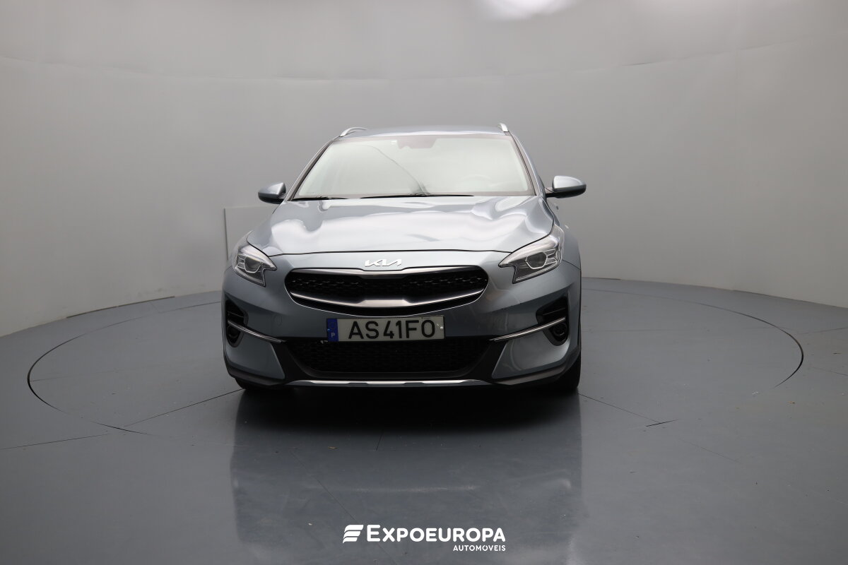 kia-xceed-2022-gasolina-998cc