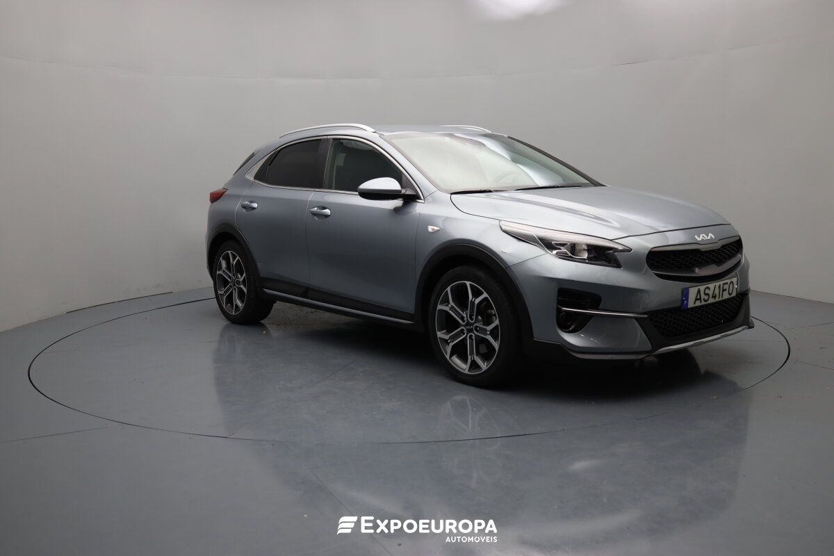 kia-xceed-2022-gasolina-998cc