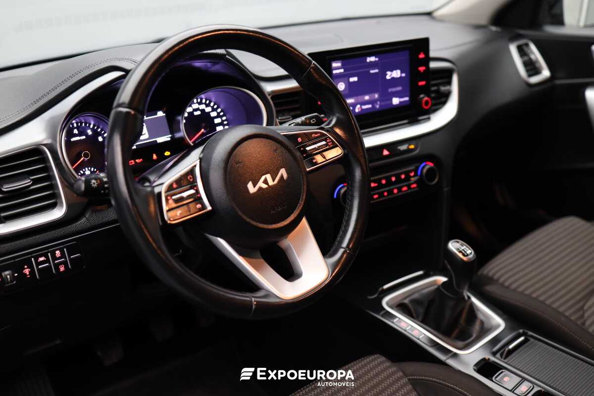 kia-xceed-2022-gasolina-998cc