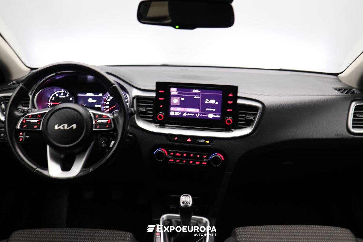 kia-xceed-2022-gasolina-998cc