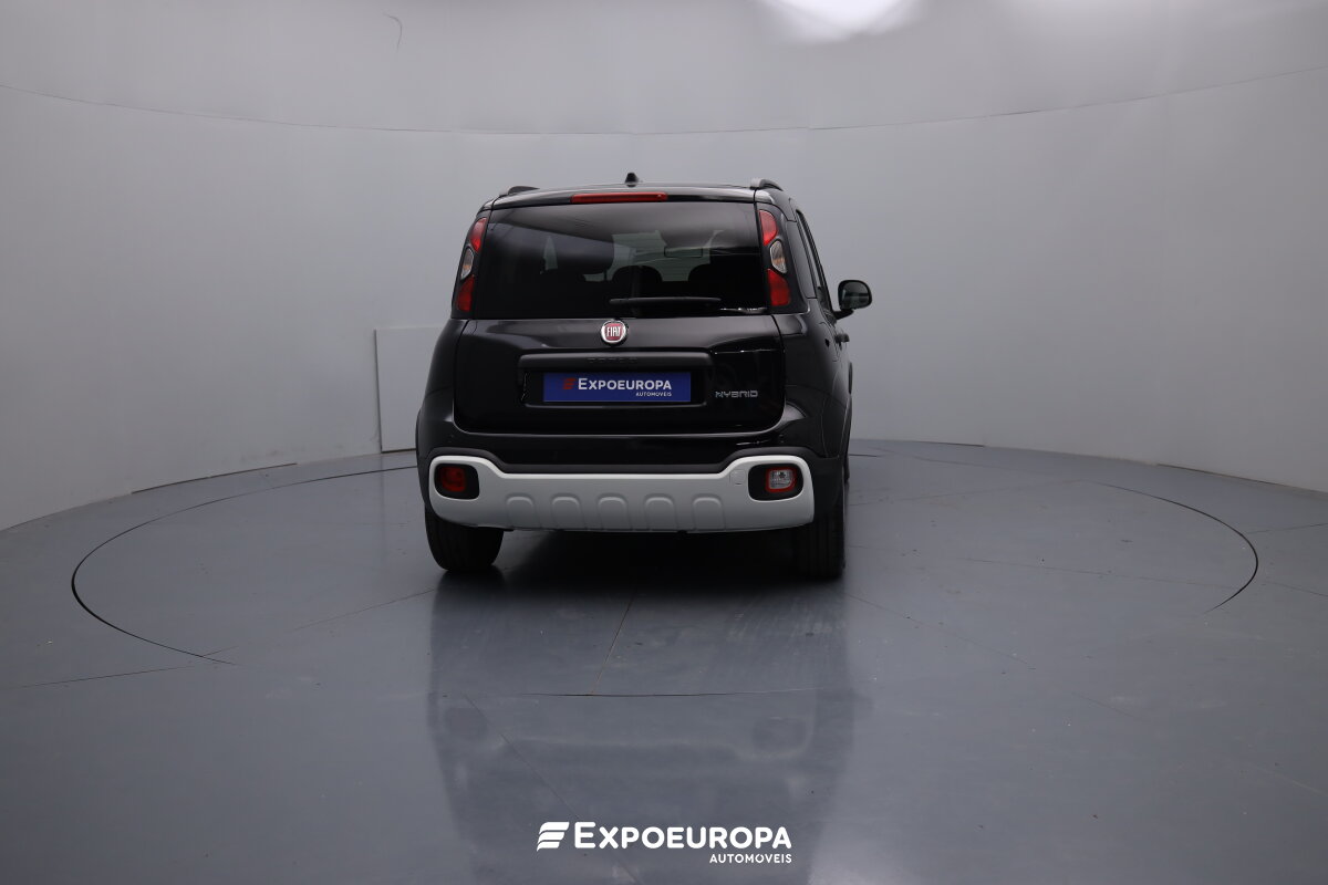 fiat-panda-2025-hibrido-a-gasolina-999cc