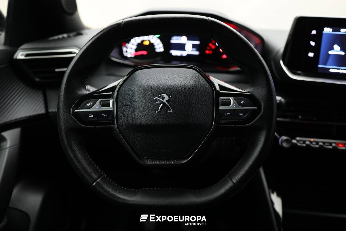 peugeot-2008-2022-gasolina-1199cc