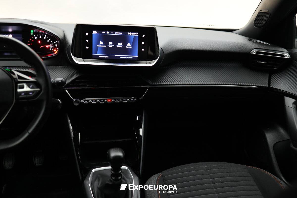 peugeot-2008-2022-gasolina-1199cc