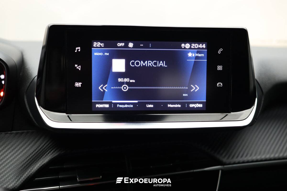 peugeot-2008-2022-gasolina-1199cc