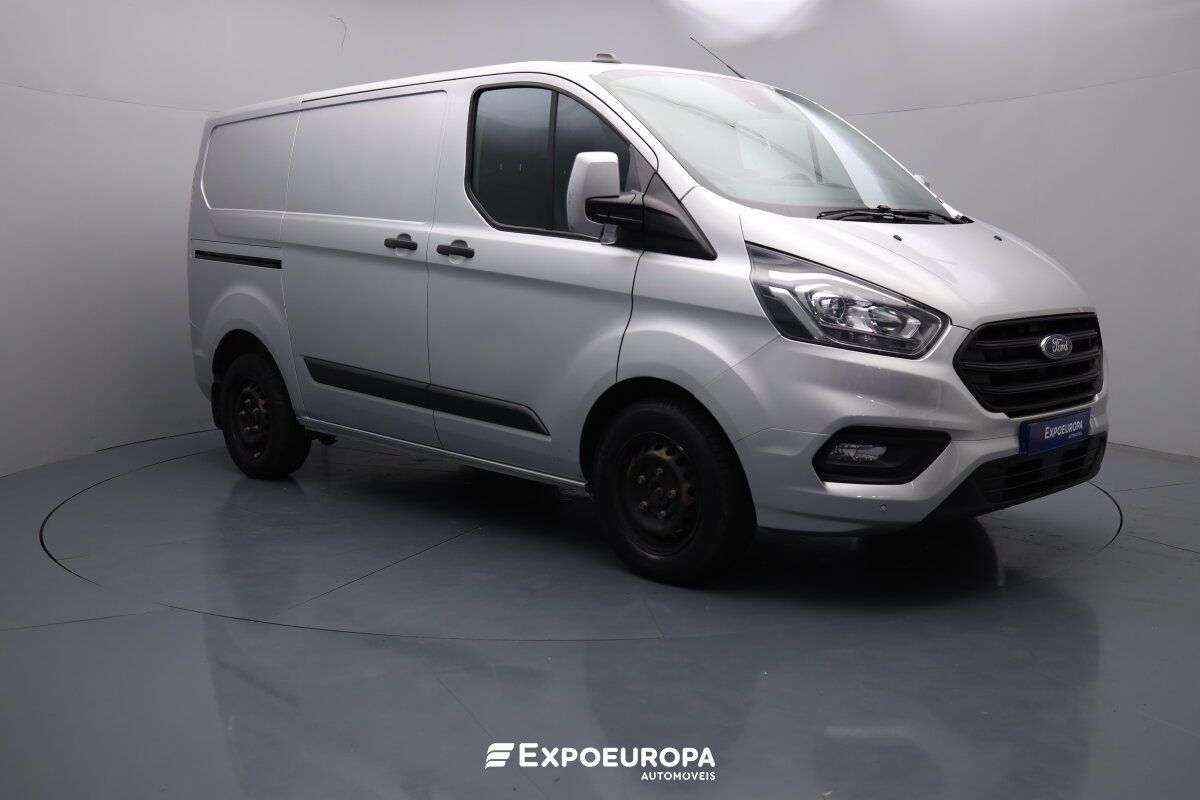 ford-transit-2022-hibrido-a-gasolina-996cc