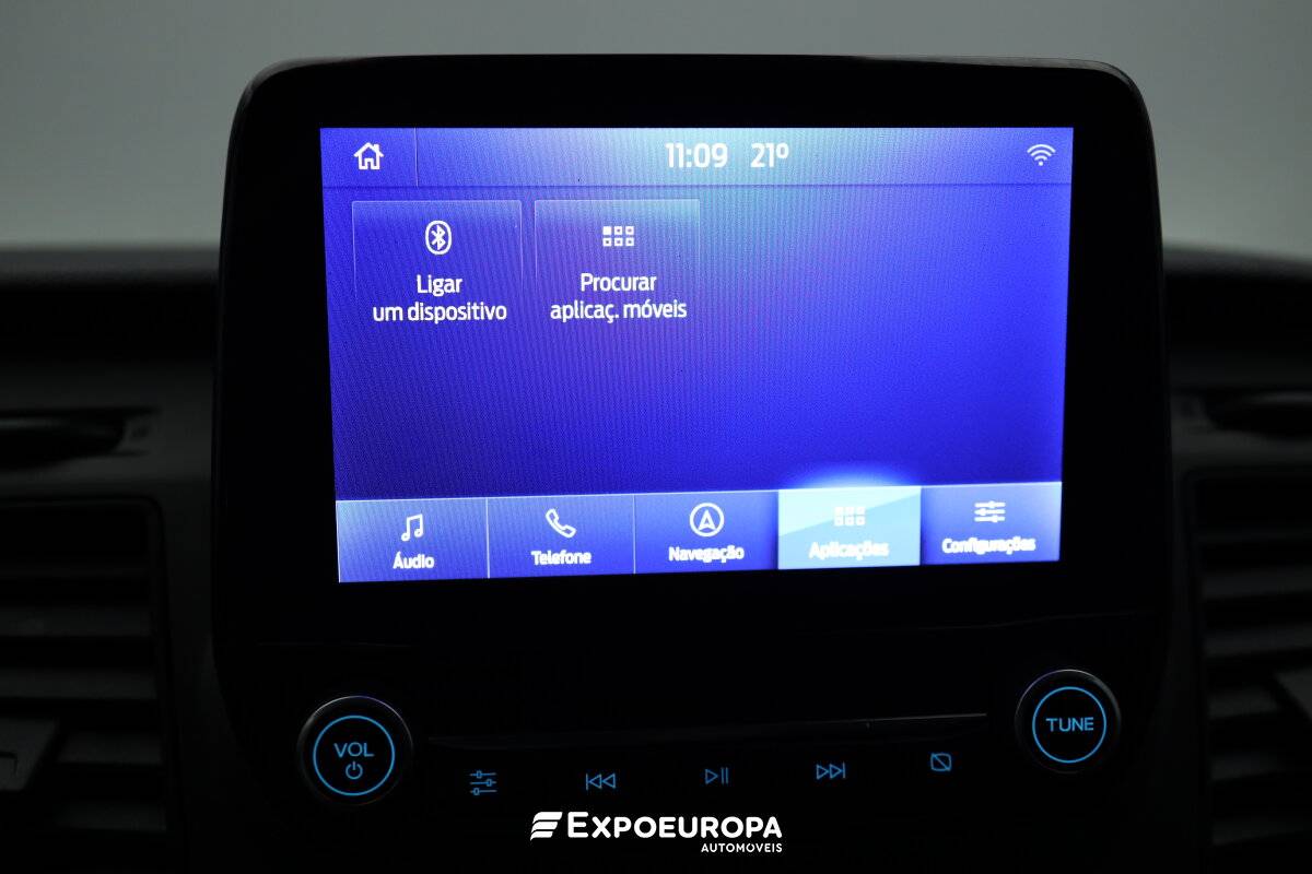 ford-transit-2022-hibrido-a-gasolina-996cc