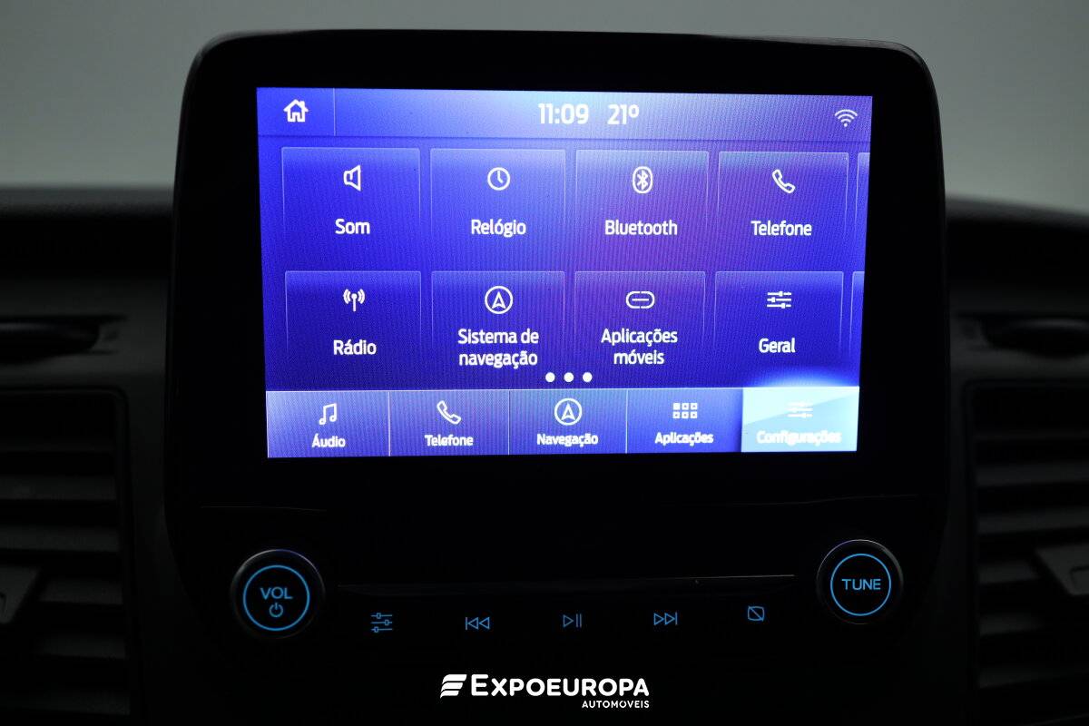 ford-transit-2022-hibrido-a-gasolina-996cc