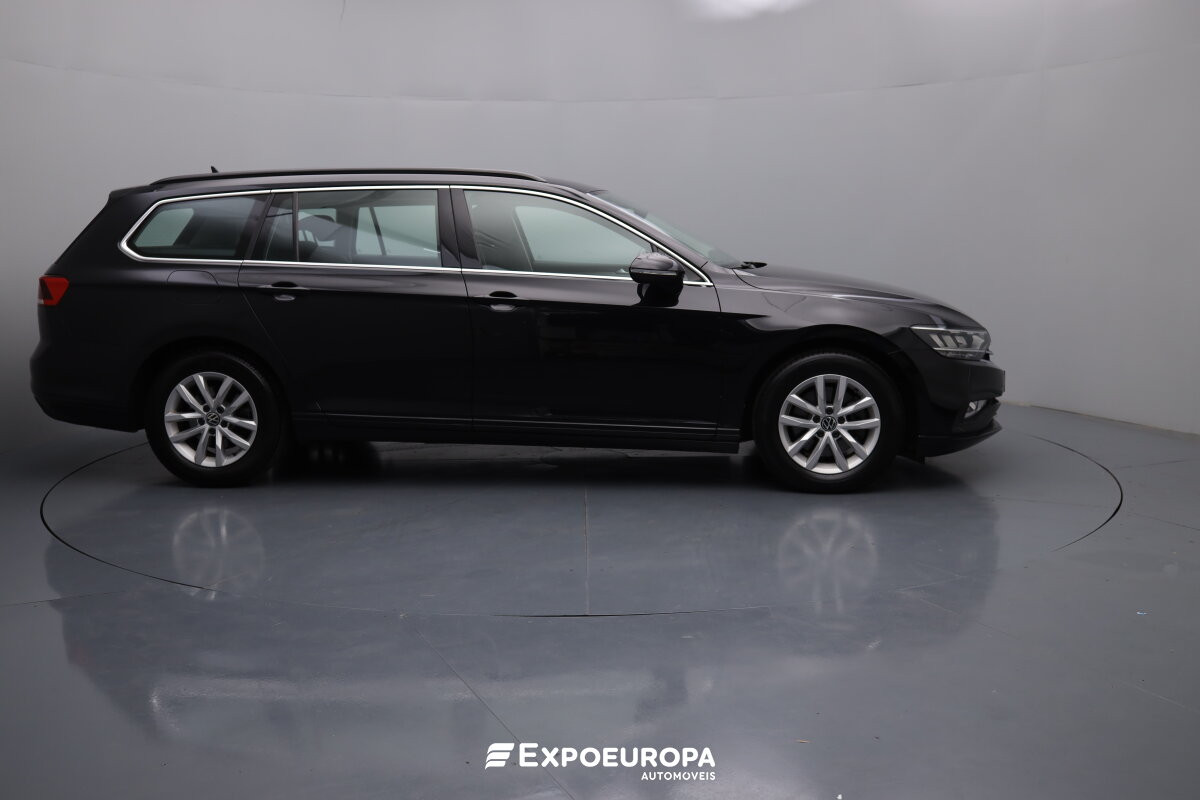 volkswagen-passat-2022-diesel-1968cc