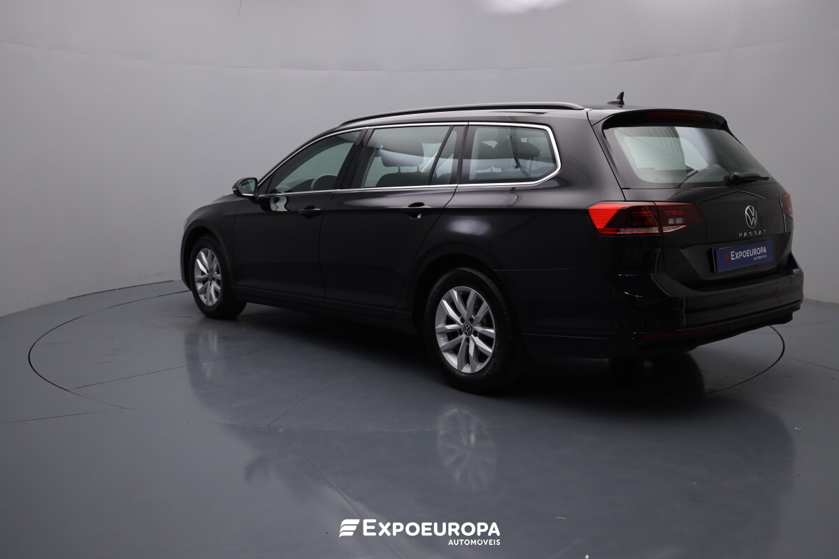 volkswagen-passat-2022-diesel-1968cc