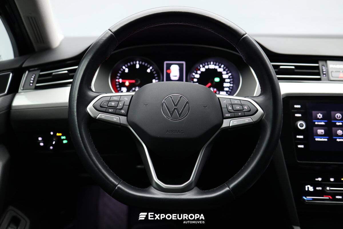volkswagen-passat-2022-diesel-1968cc