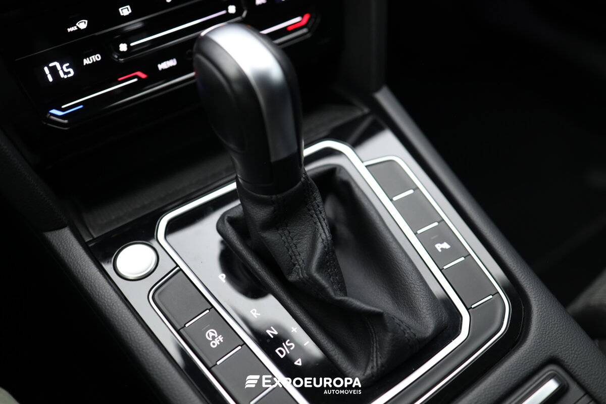 volkswagen-passat-2022-diesel-1968cc