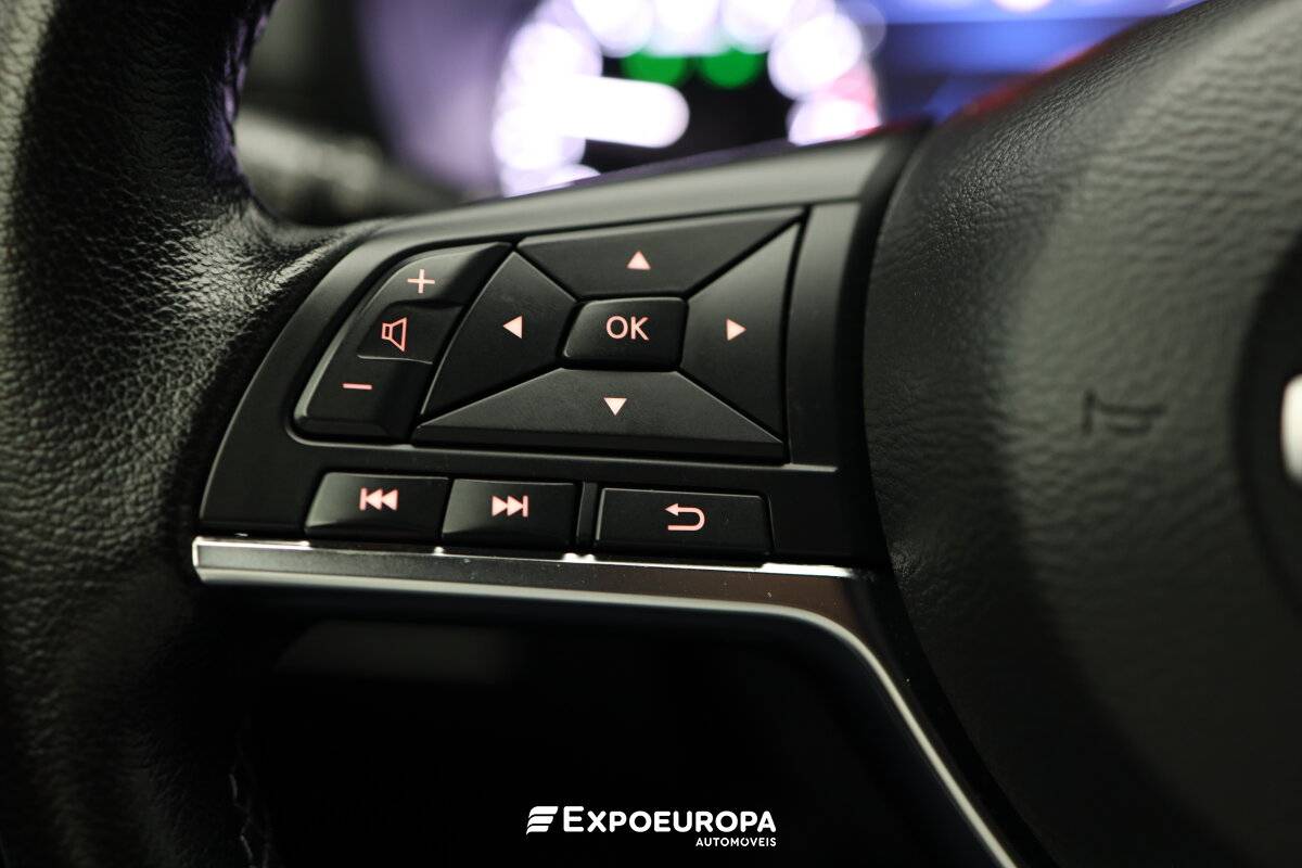 nissan-juke-2023-gasolina-999cc