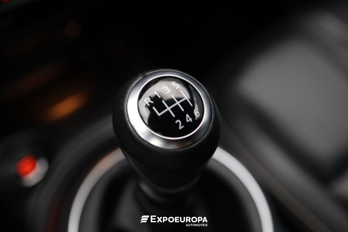 nissan-juke-2023-gasolina-999cc