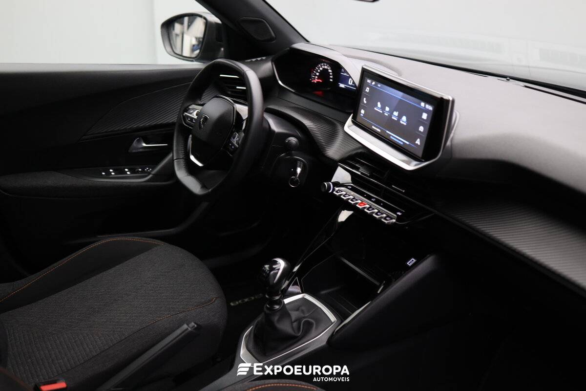 peugeot-2008-2023-gasolina-1199cc