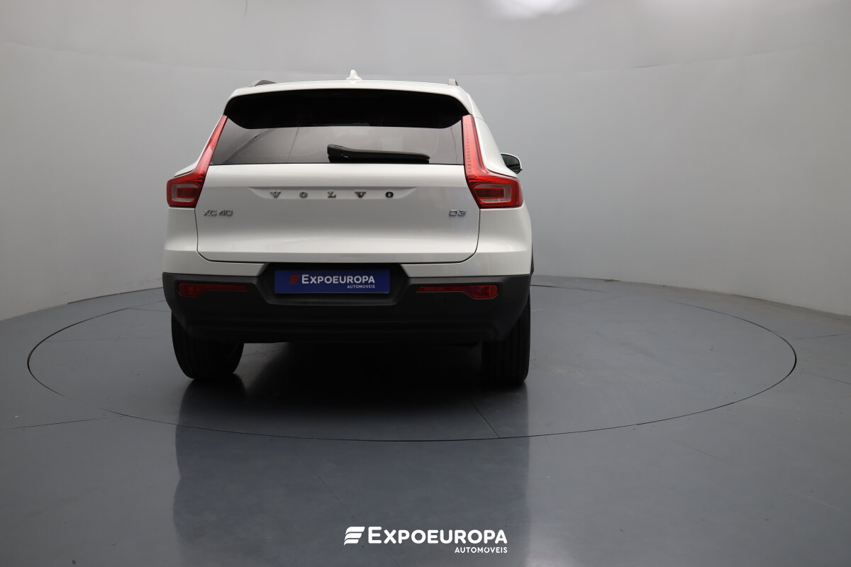 volvo-xc40-2021-diesel-1969cc