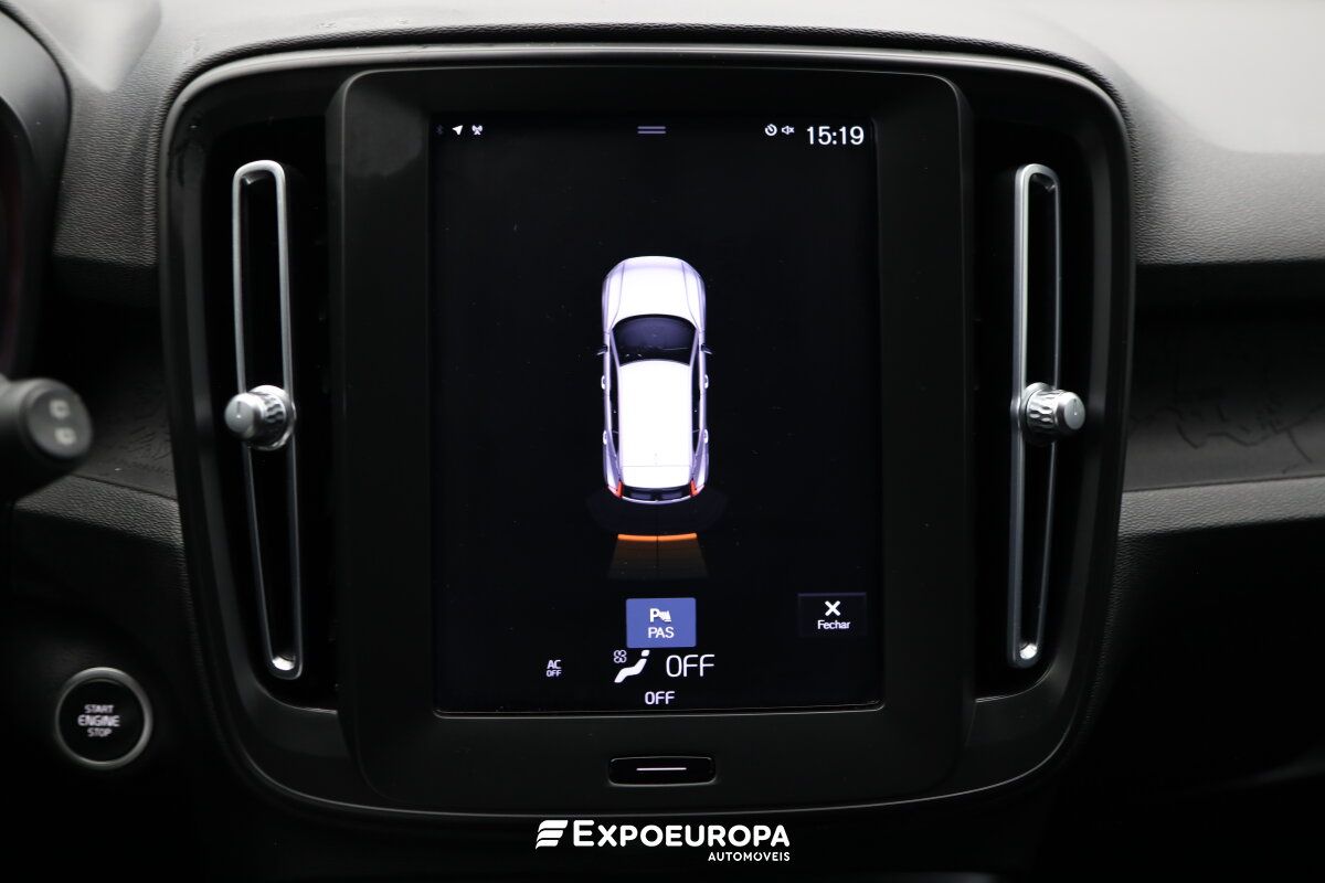 volvo-xc40-2021-diesel-1969cc