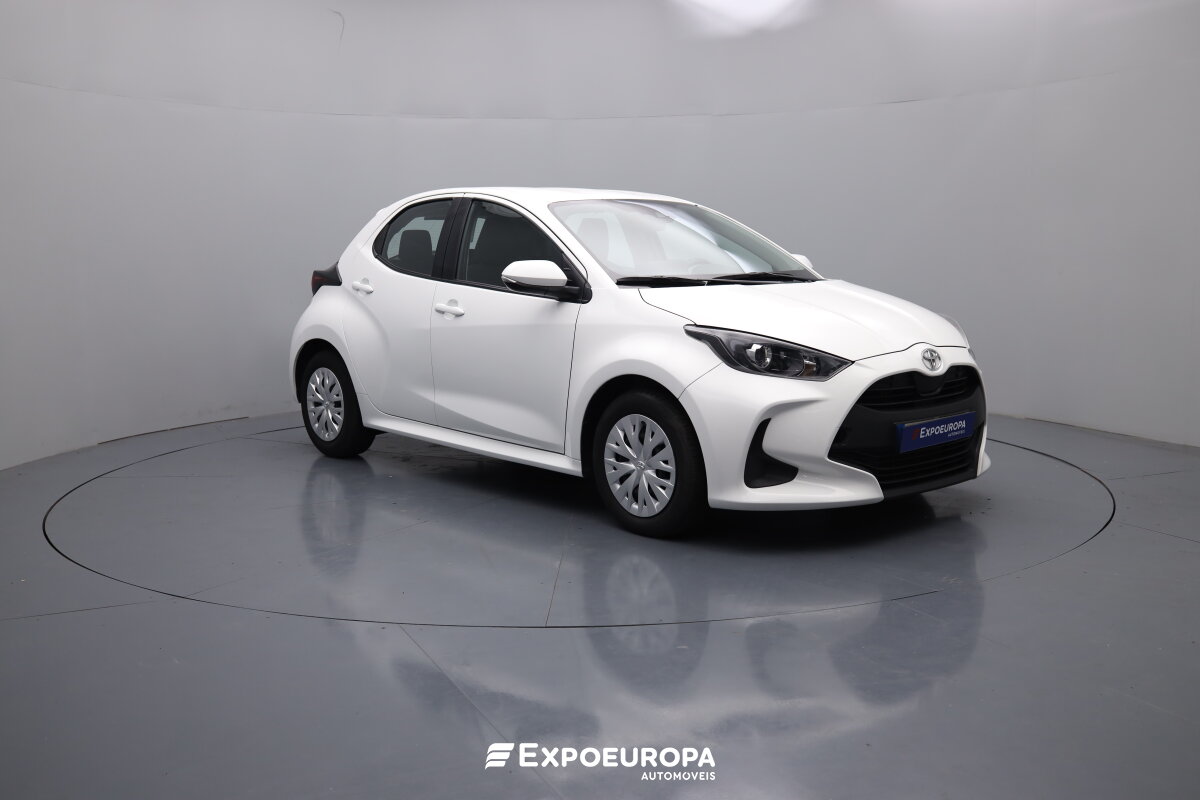 toyota-yaris-2022-gasolina-1490cc