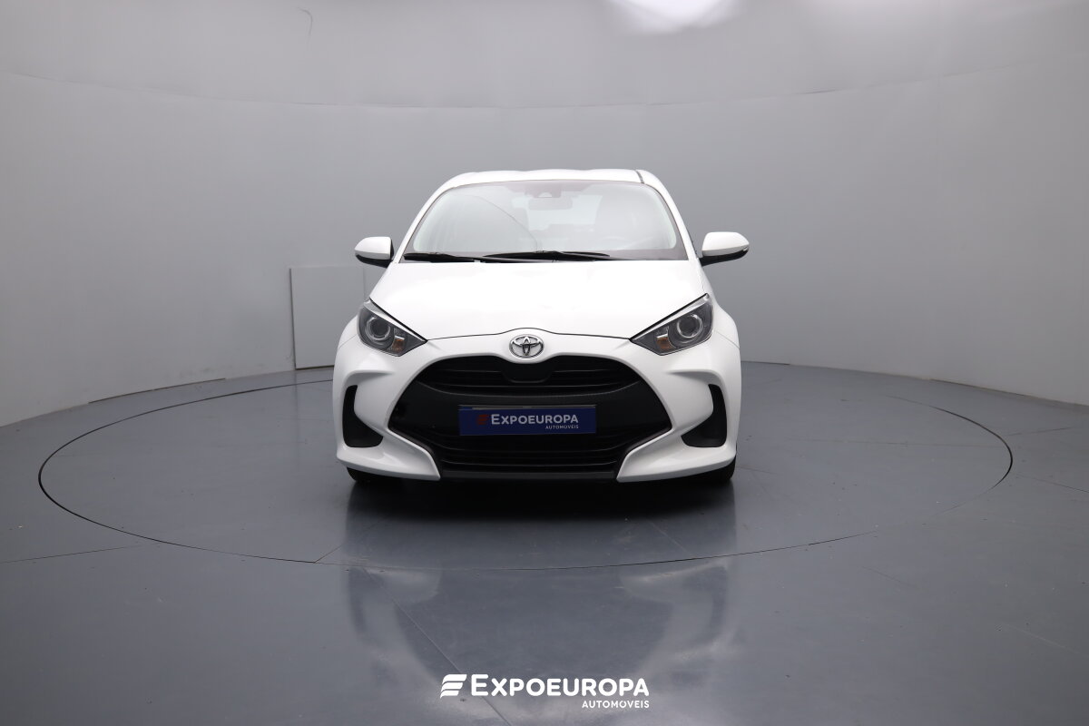 toyota-yaris-2022-gasolina-1490cc