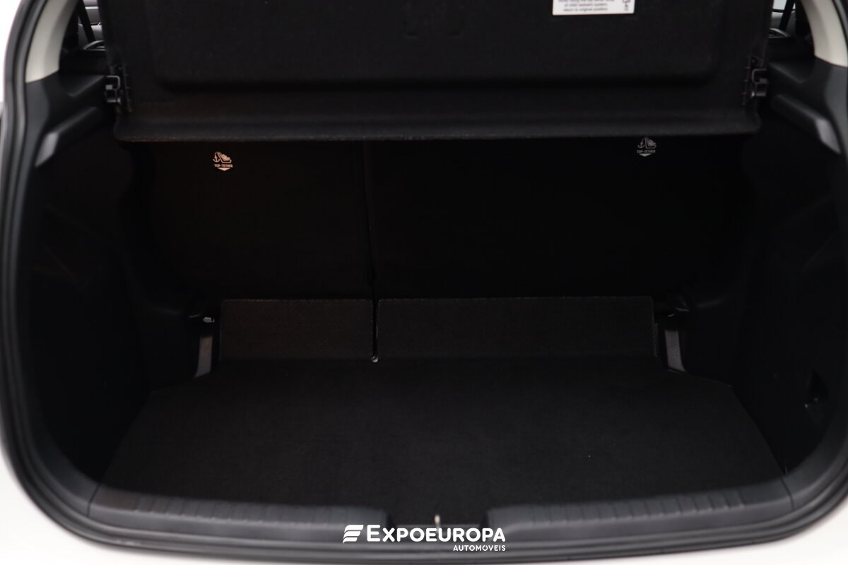 toyota-yaris-2022-gasolina-1490cc