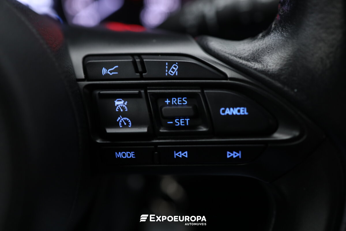 toyota-yaris-2022-gasolina-1490cc