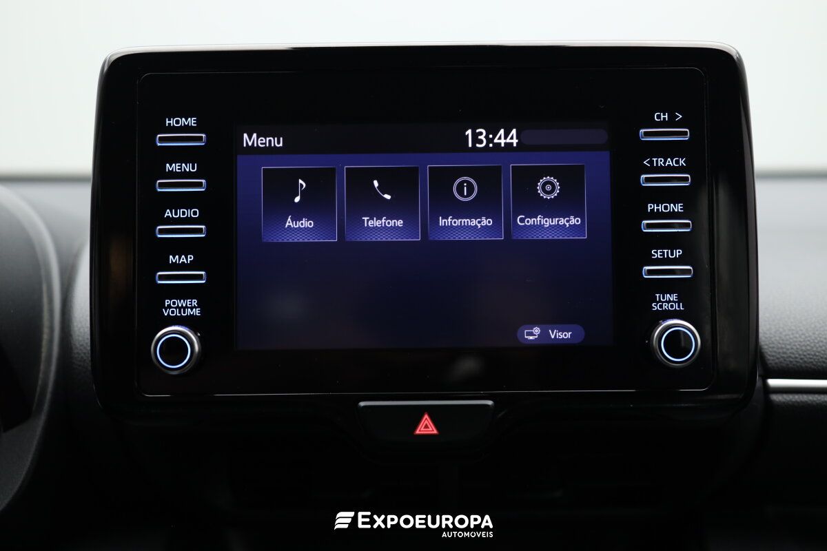 toyota-yaris-2022-gasolina-1490cc